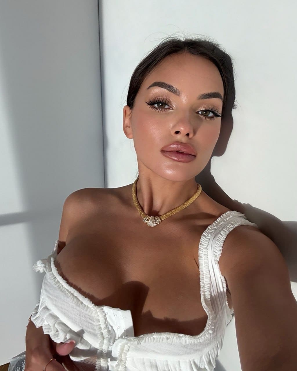 Lily — photo 1