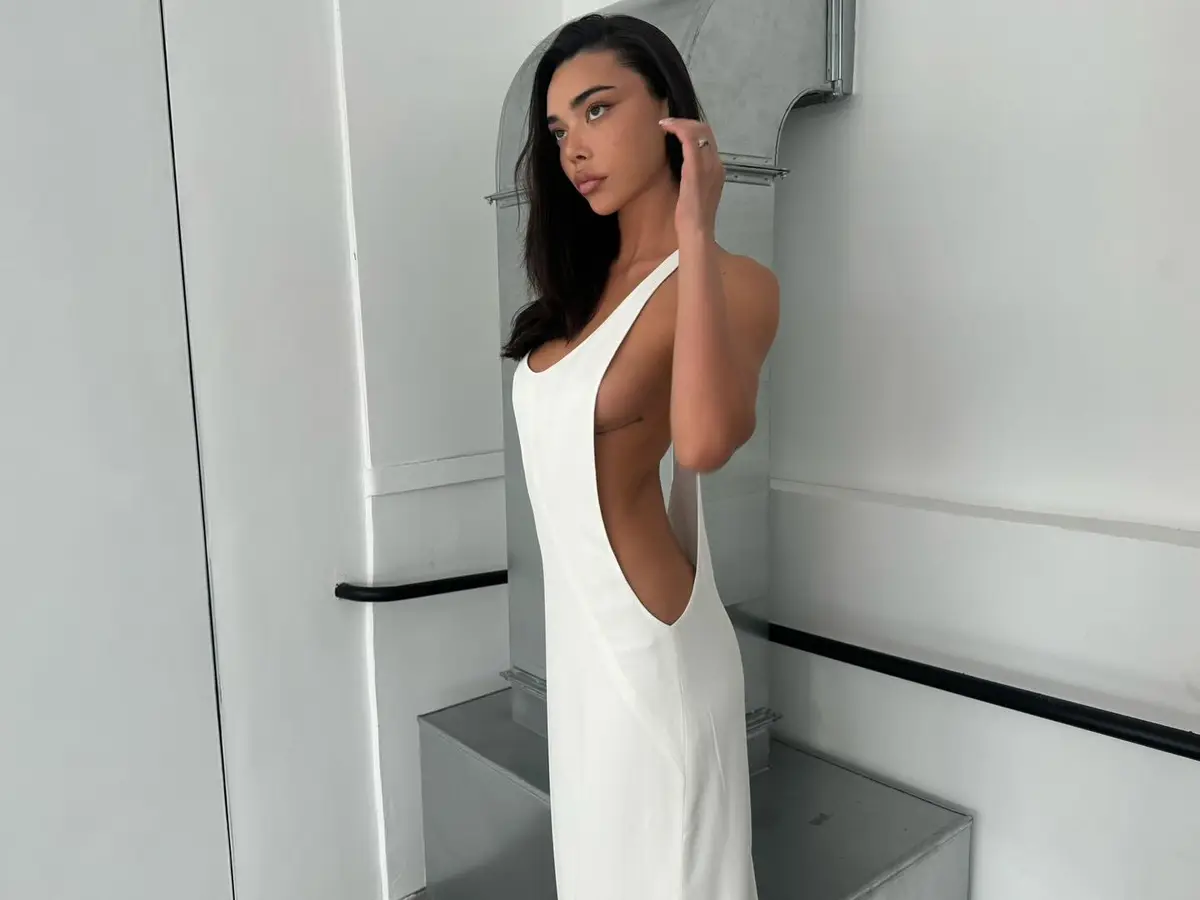 阿德利娜 香港的应召女郎