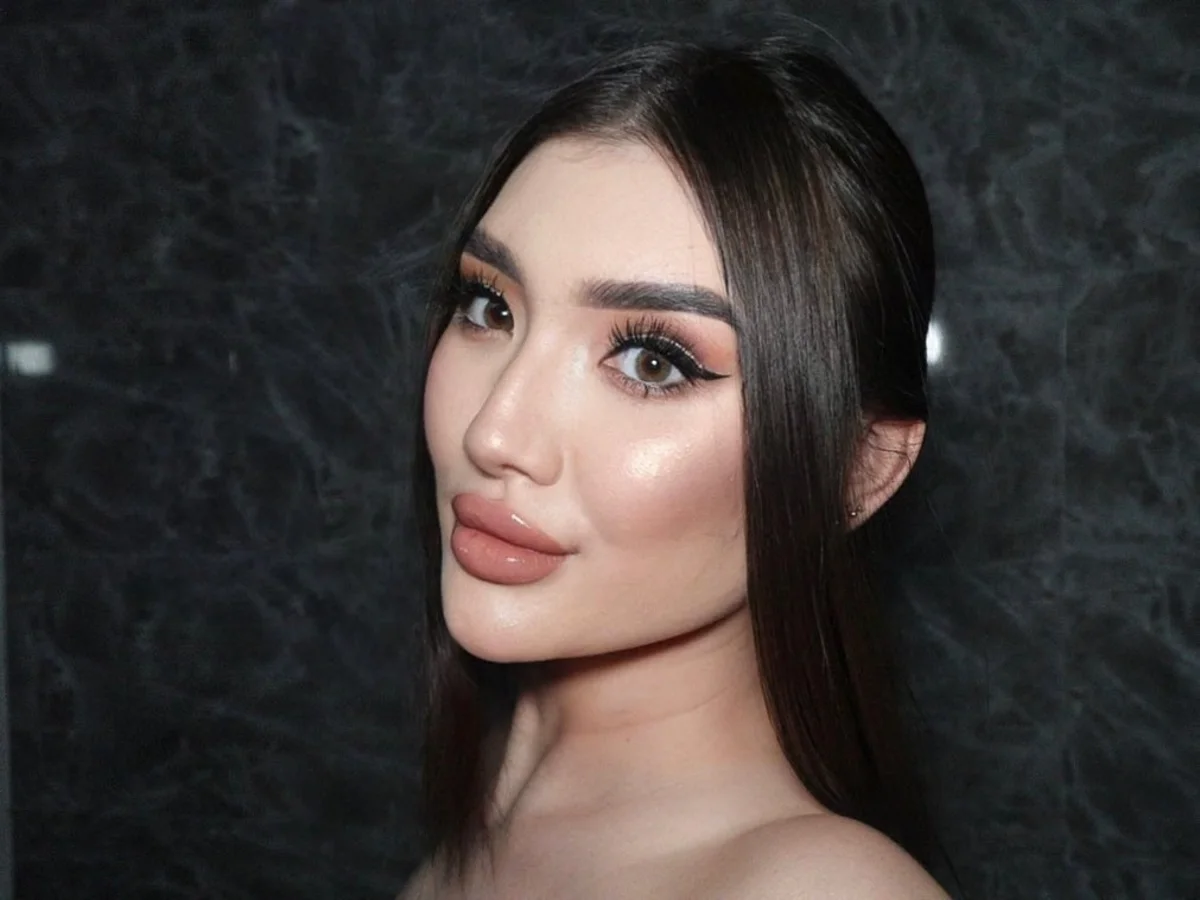 Aigul 香港的应召女郎