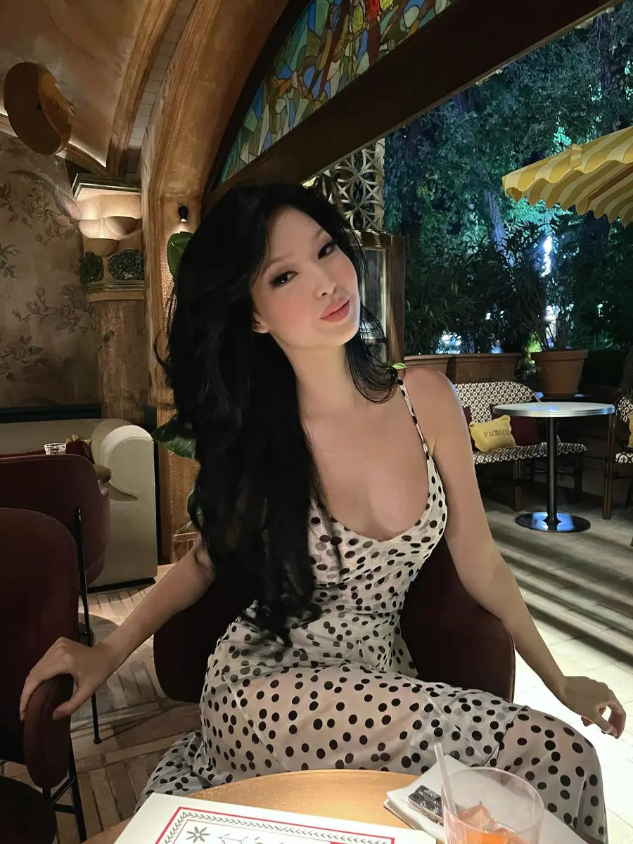 艾展 香港的应召女郎