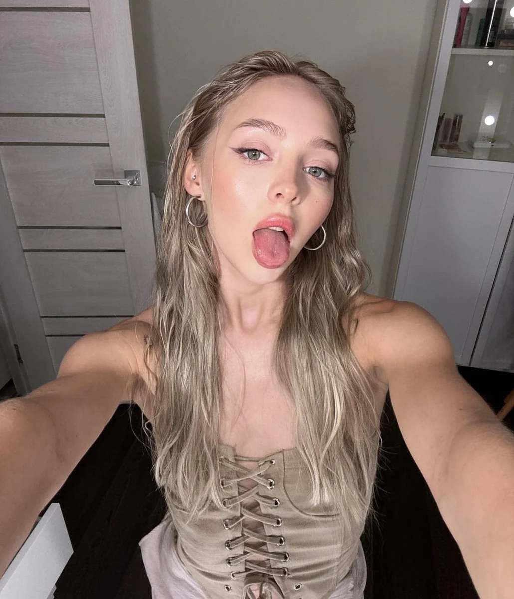 阿丽拉 香港的应召女郎