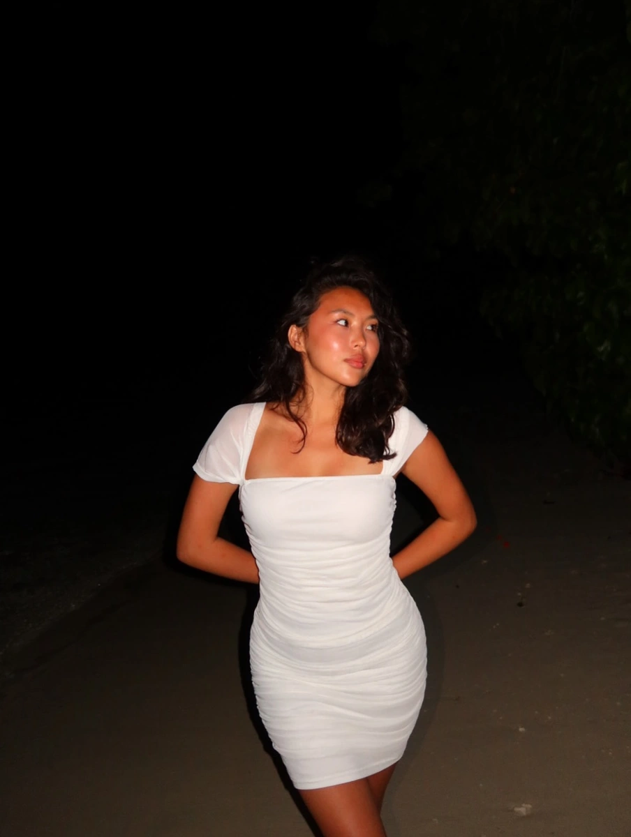 阿鲁赞 香港的应召女郎