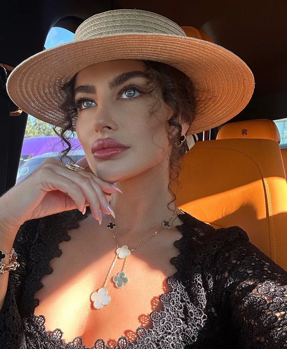 阿鲁赞 香港的应召女郎