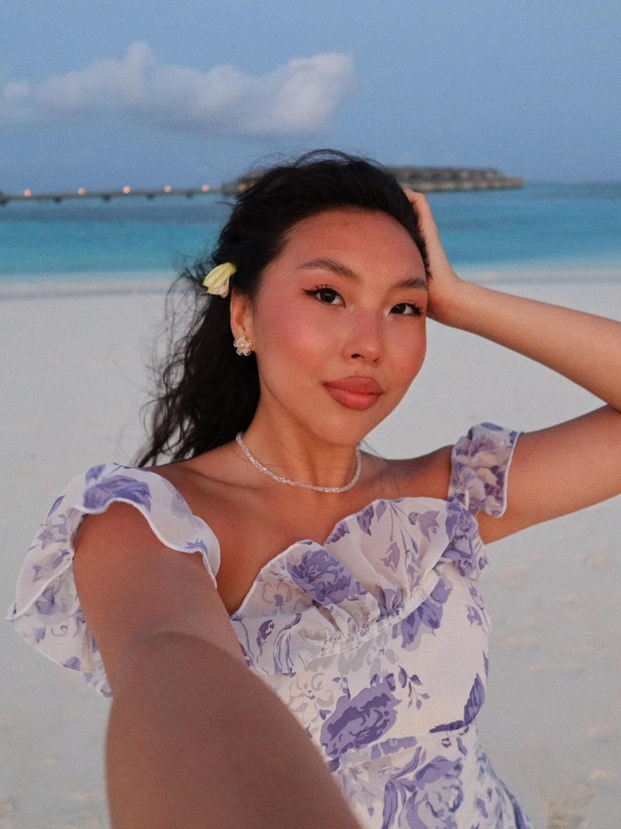 阿鲁赞 香港的应召女郎