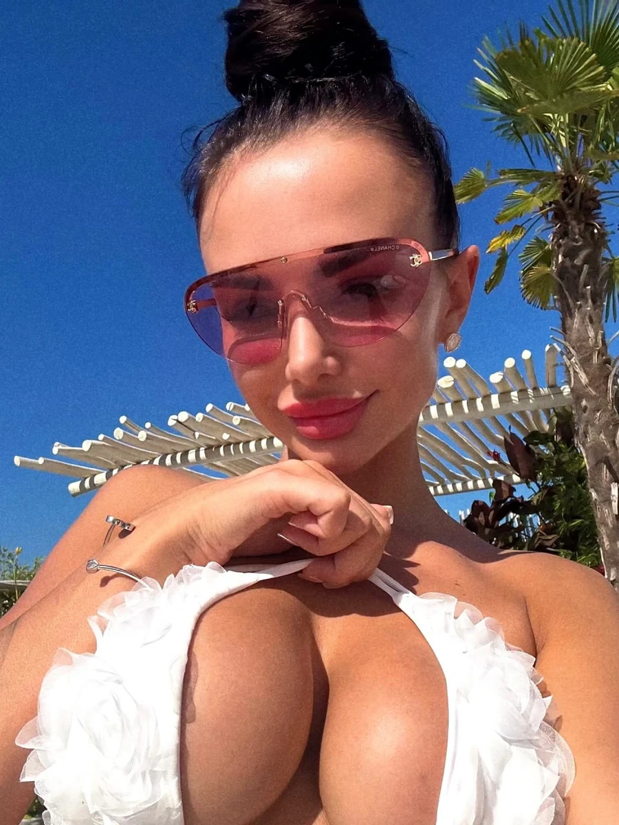 阿瓦 香港的应召女郎