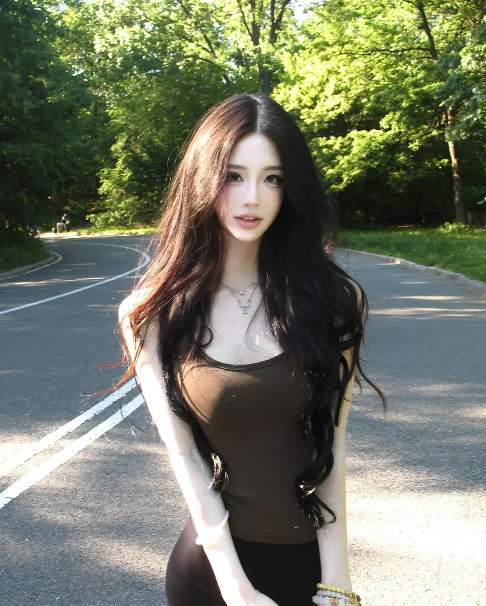 绫音 香港的应召女郎