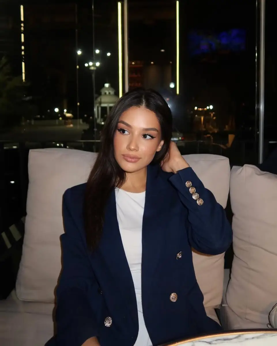 Aysana 香港的应召女郎