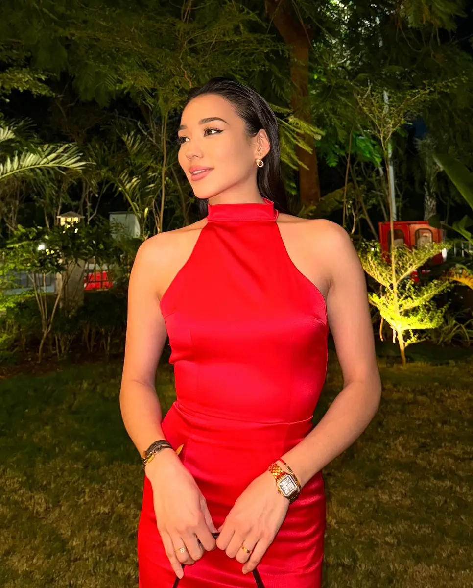 巴彦 香港的应召女郎