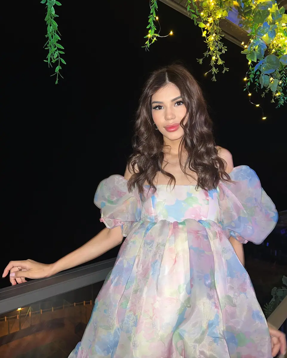 比比古尔 香港的应召女郎