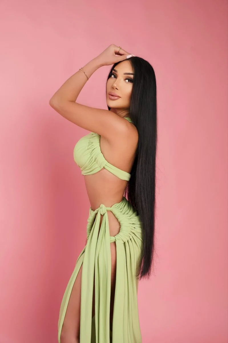 卡米拉 香港的应召女郎