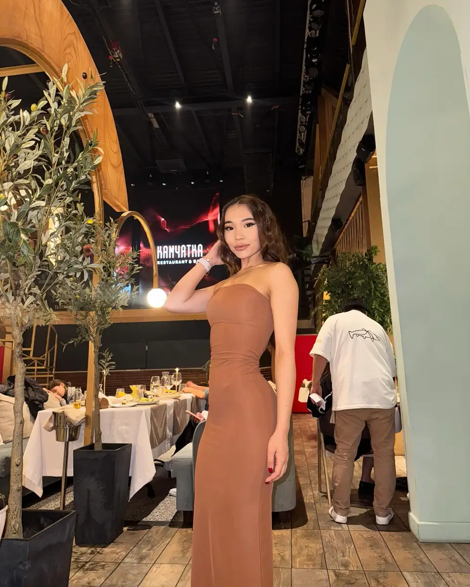 卡米拉 香港的应召女郎