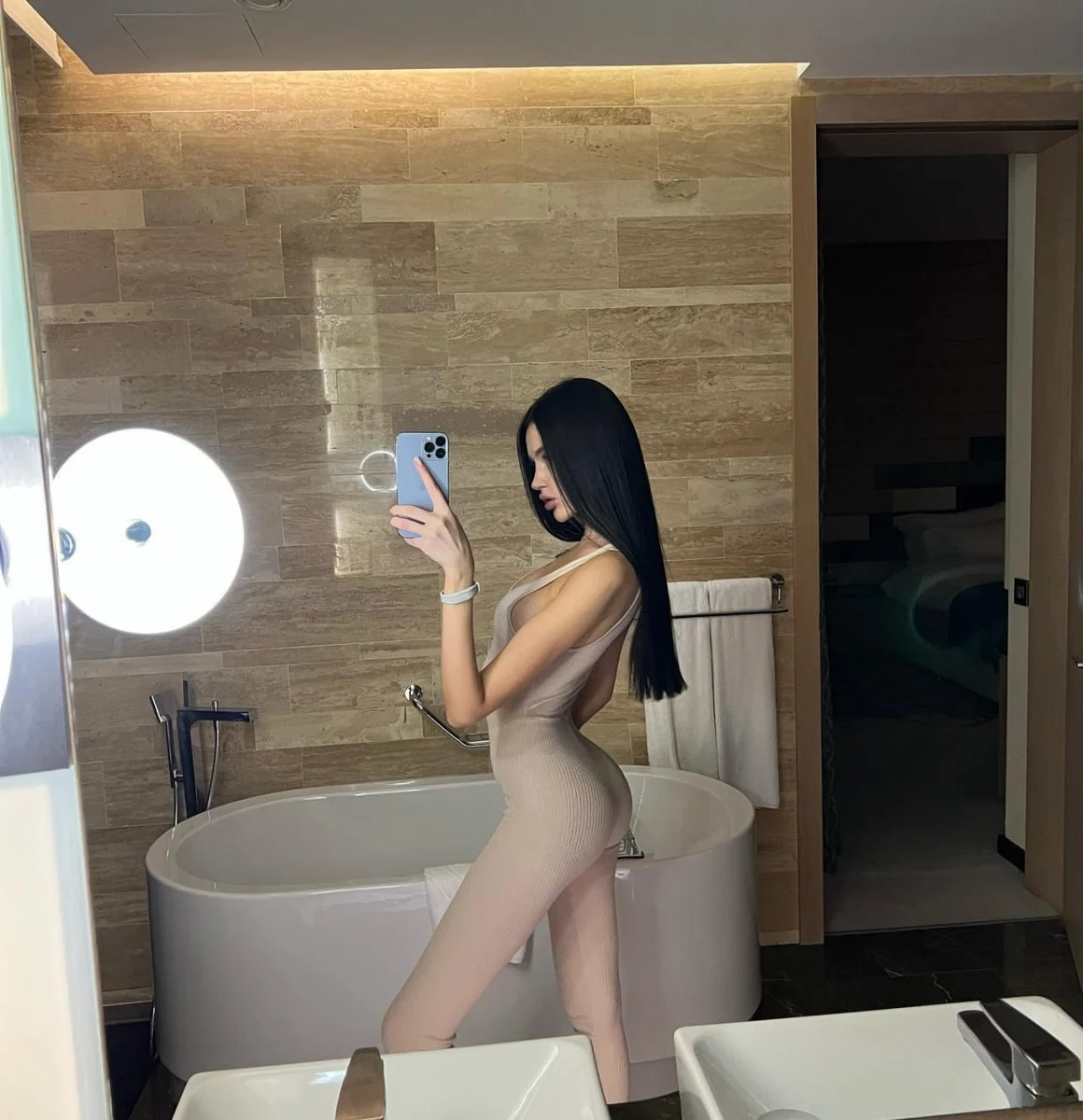 仙后座 香港的应召女郎