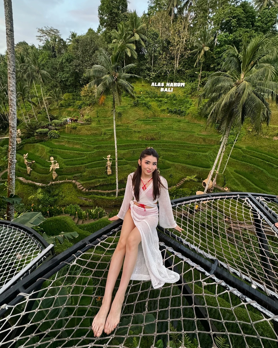 达米拉 香港的应召女郎