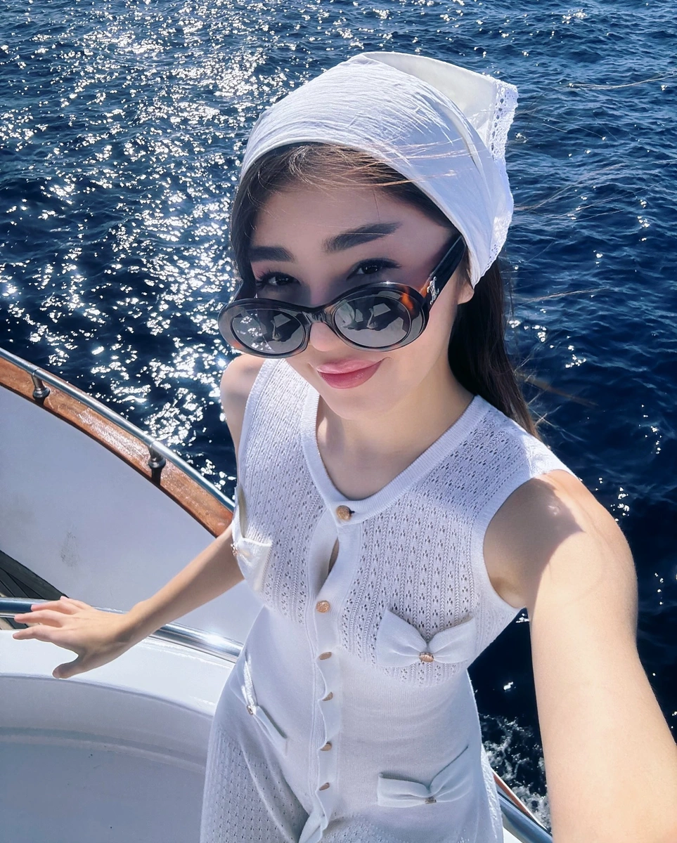 达米拉 香港的应召女郎