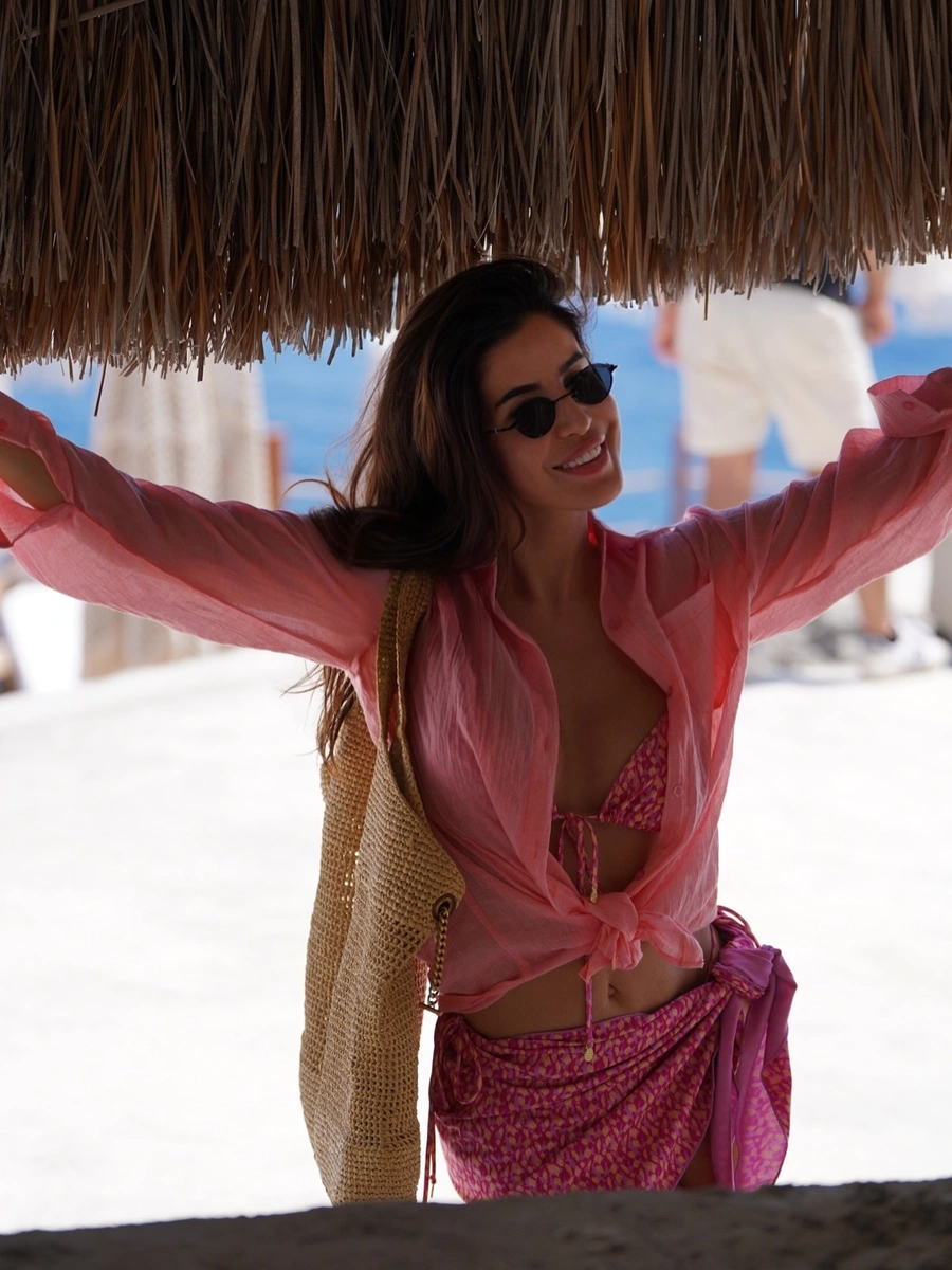 迪纳拉 香港的应召女郎