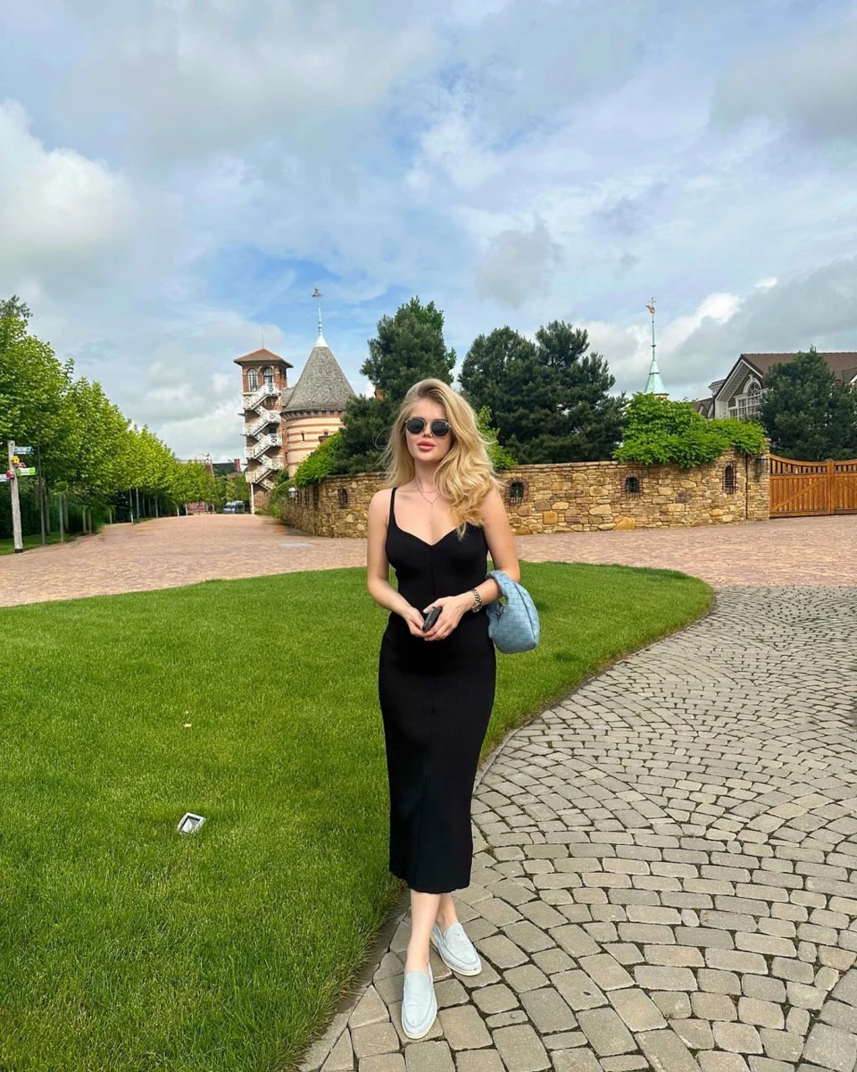 埃琳娜 香港的应召女郎