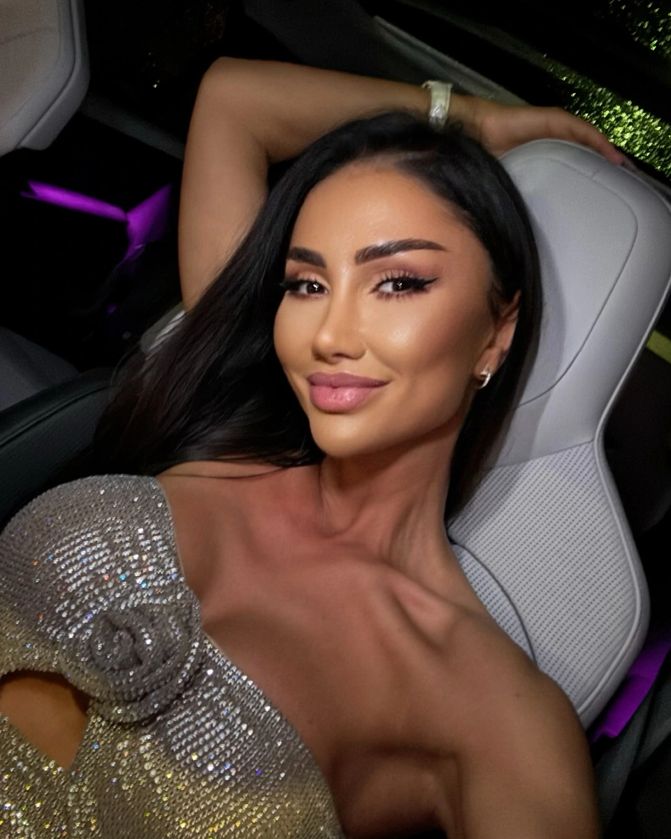 艾丽卡 香港的应召女郎