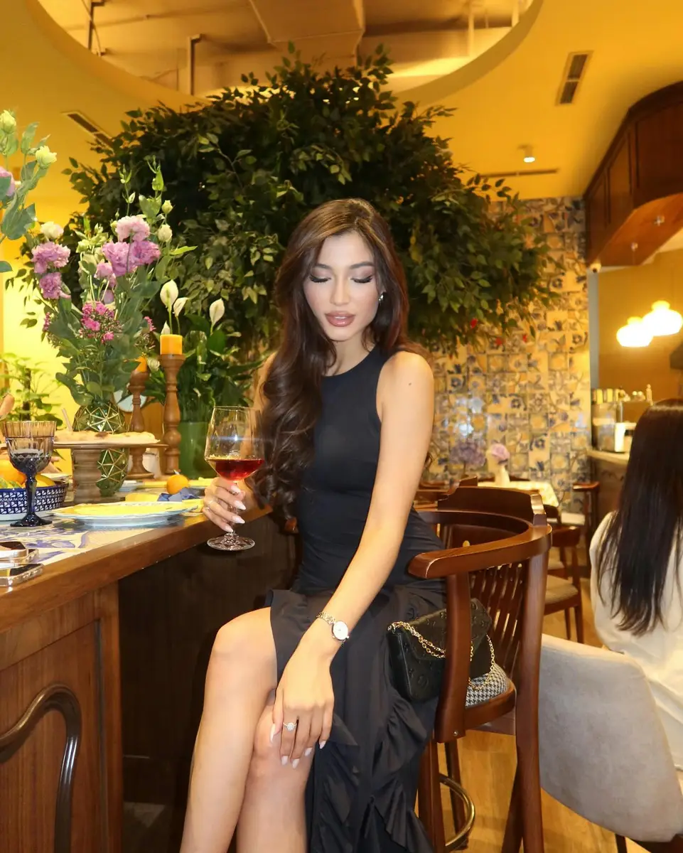 法里扎 香港的应召女郎