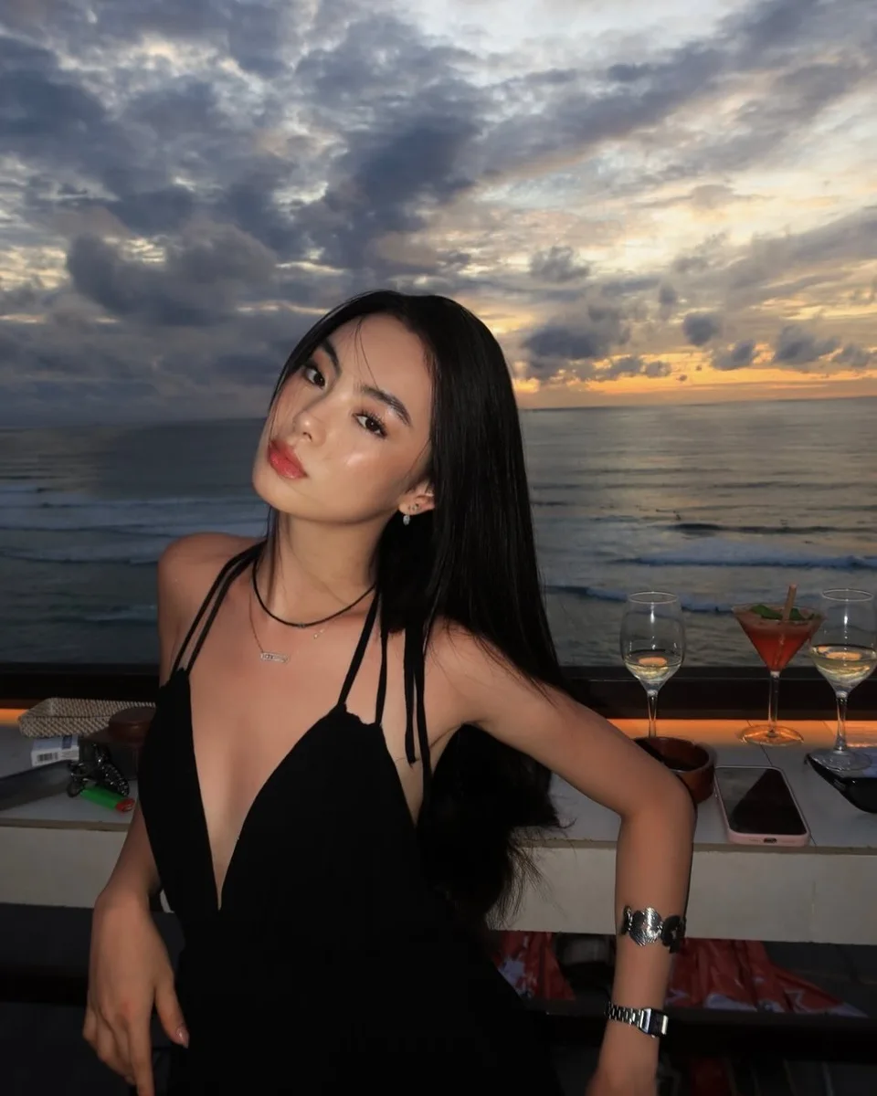 古尔米拉 香港的应召女郎