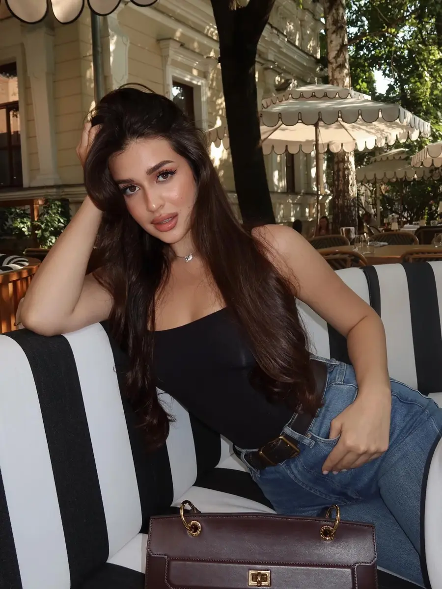 古尔纳 香港的应召女郎