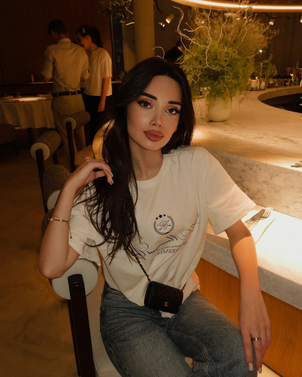 古尔济别克 香港的应召女郎