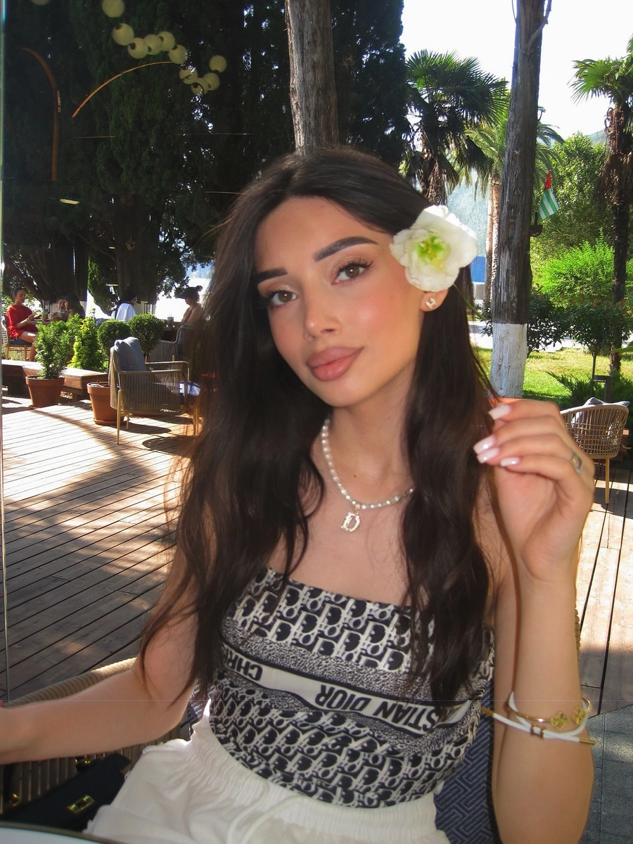 古尔济别克 香港的应召女郎