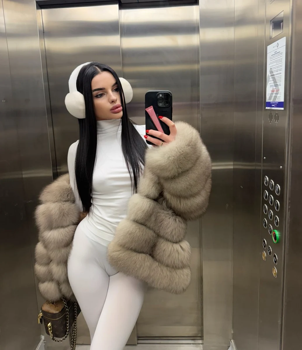 海伦娜 香港的应召女郎