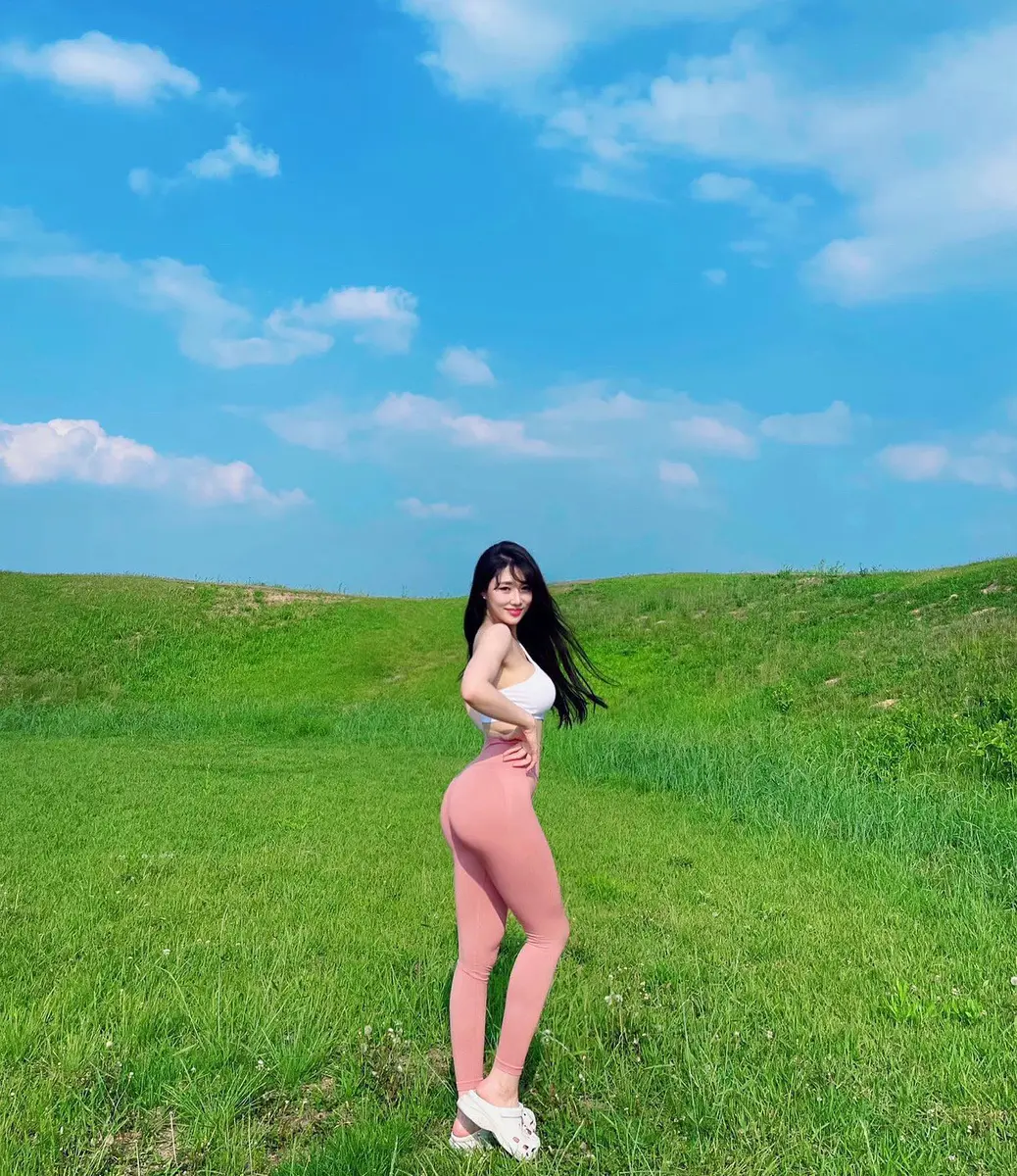 英迪拉 香港的应召女郎