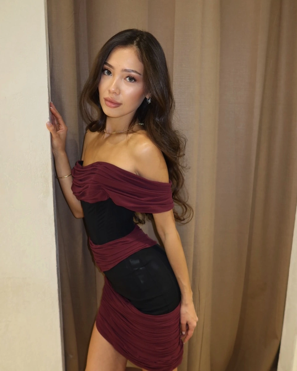 墨卡 香港的应召女郎