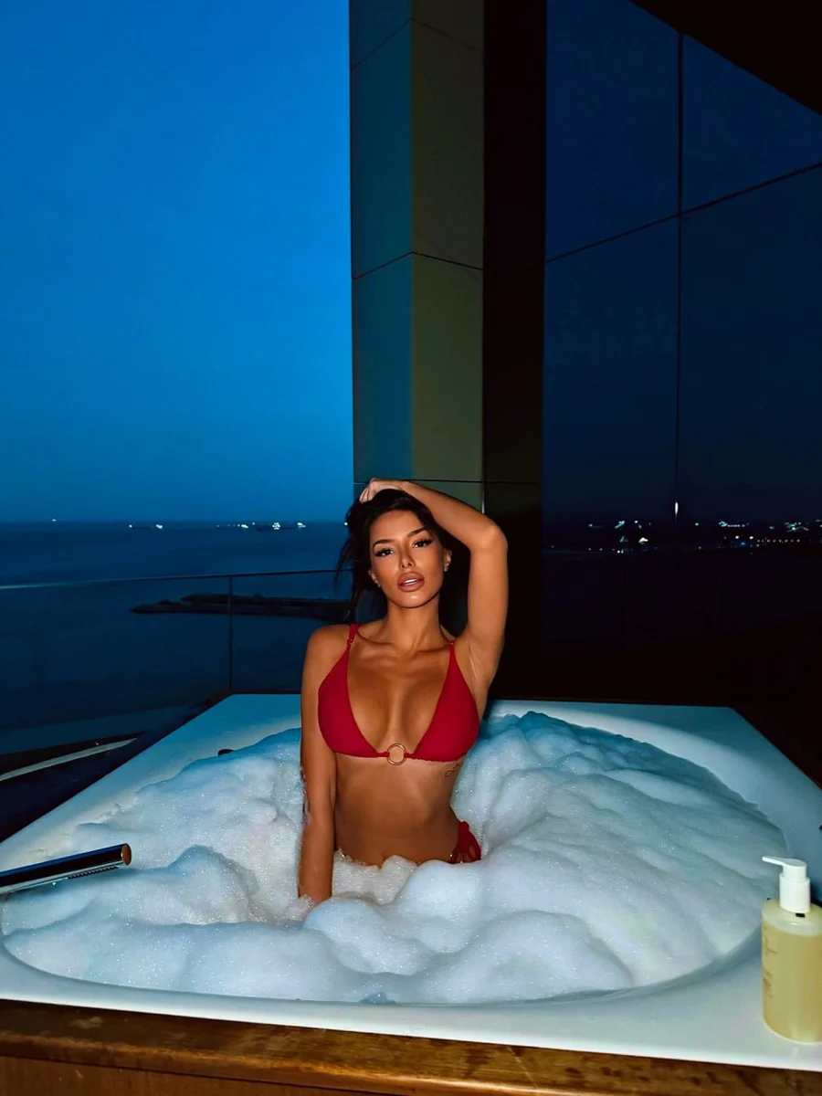 伊莎贝拉 香港的应召女郎