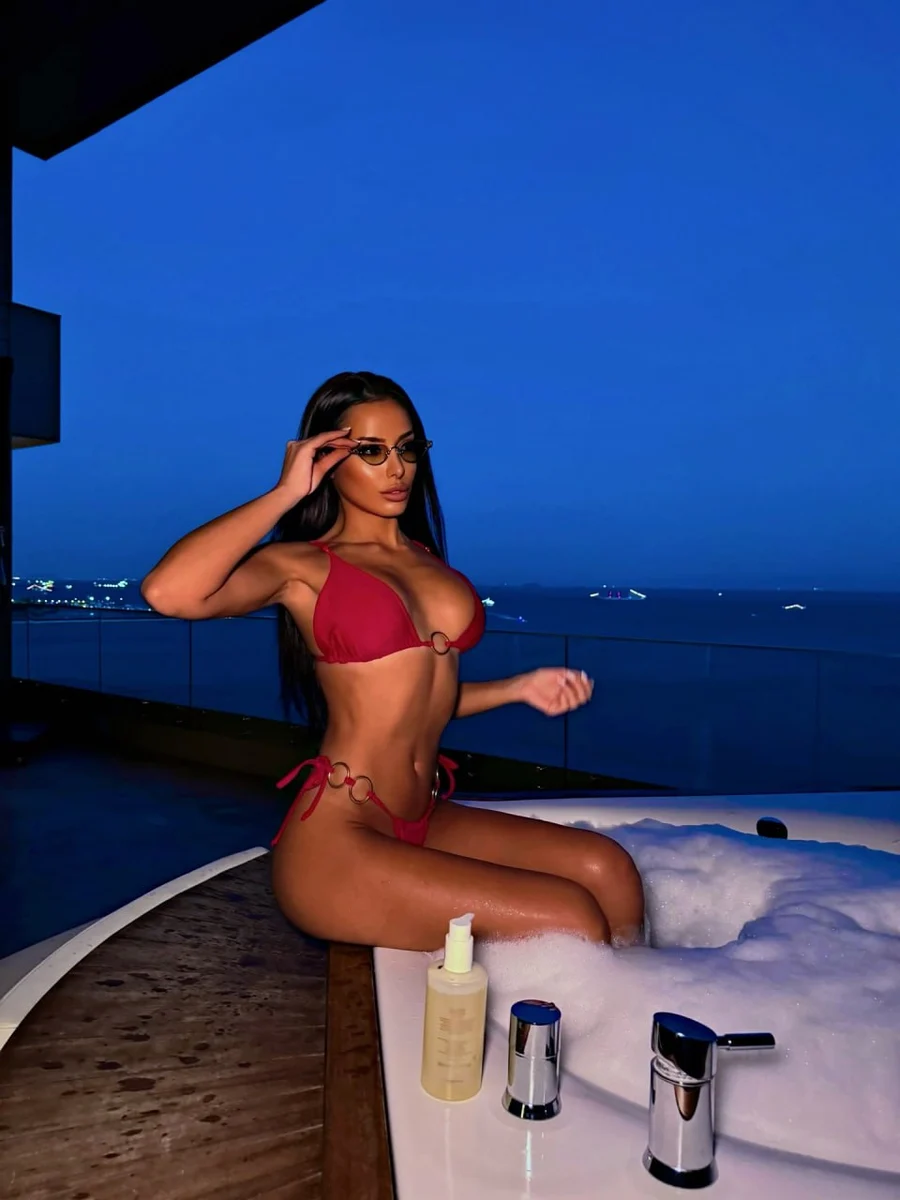 伊莎贝拉 香港的应召女郎