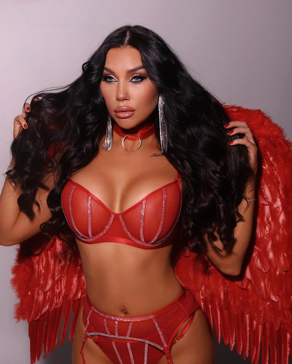 卡米拉 香港的应召女郎