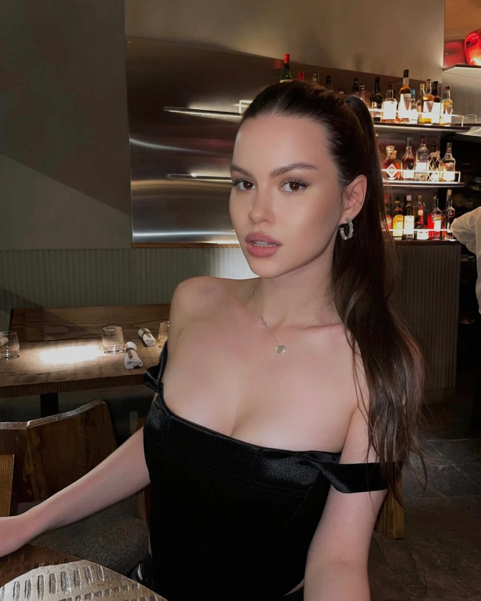 凯瑟琳 香港的应召女郎