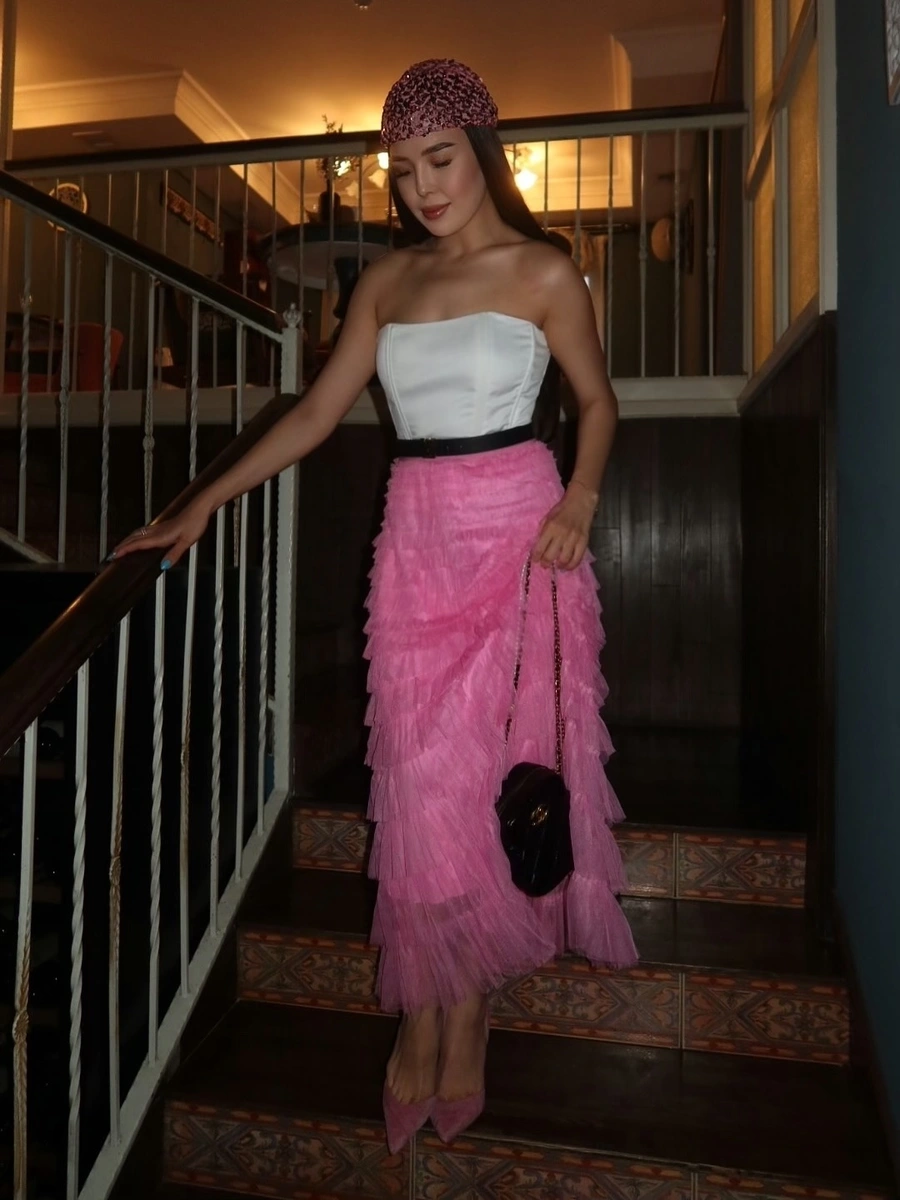 Kundyz 香港的应召女郎