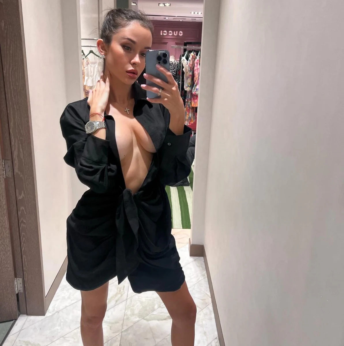 露西亚 香港的应召女郎