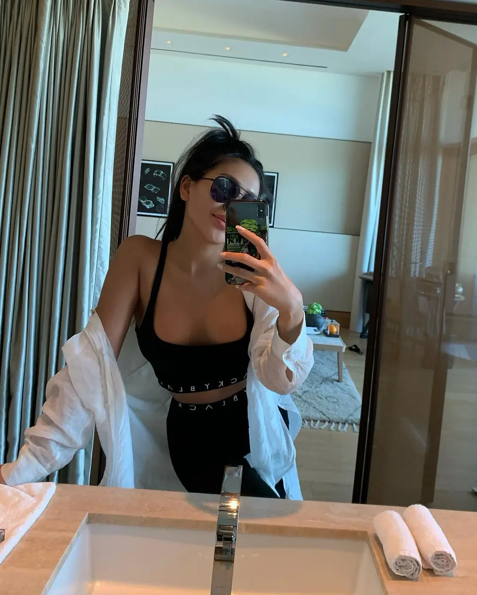 麦地那 香港的应召女郎