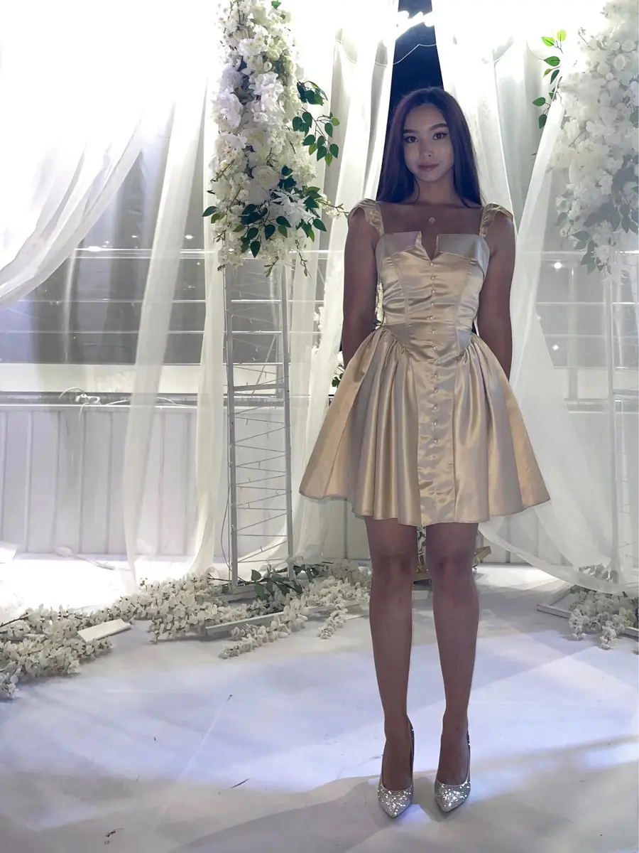 玛丽安娜 香港的应召女郎