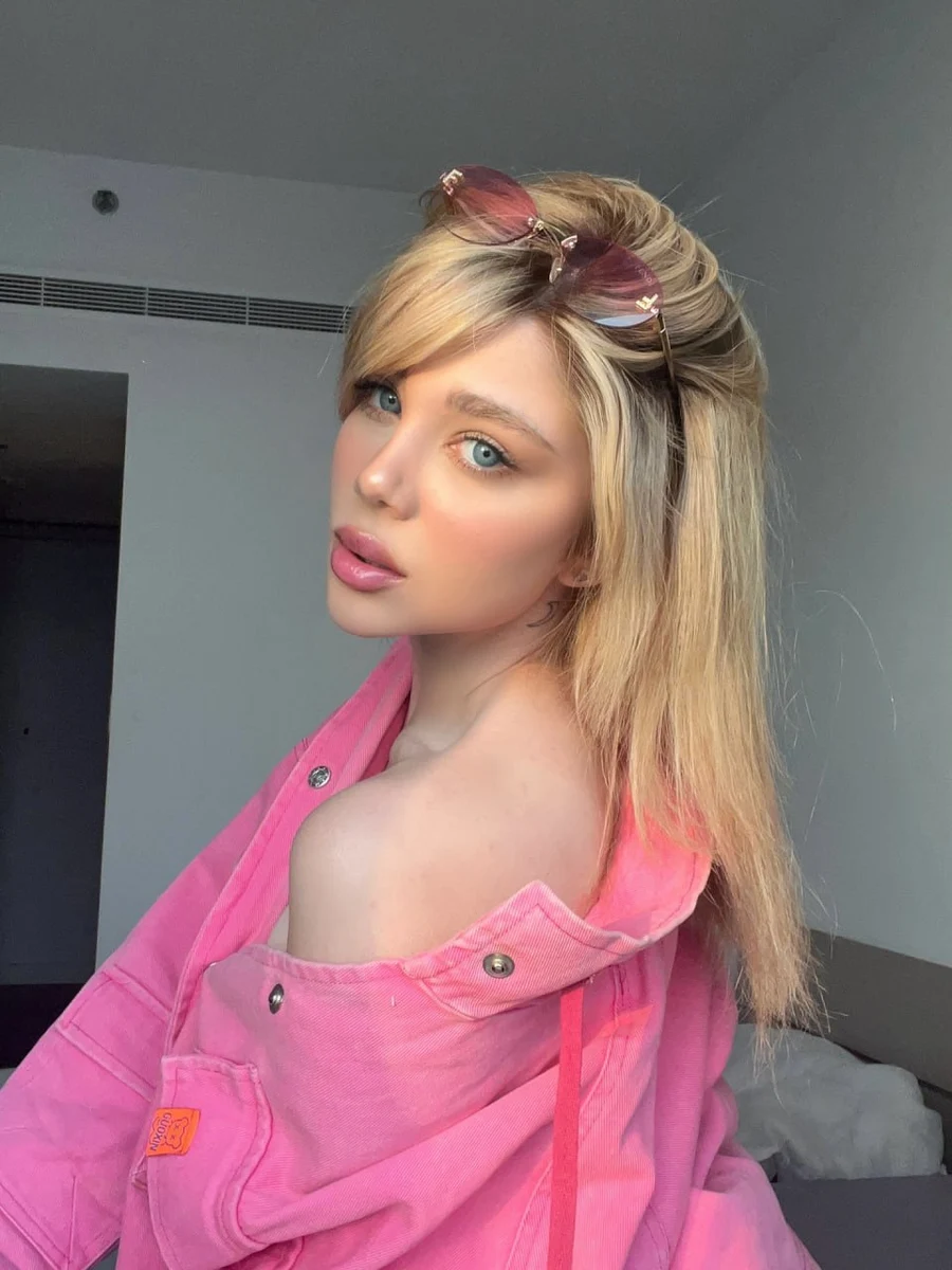 玛丽安娜 香港的应召女郎