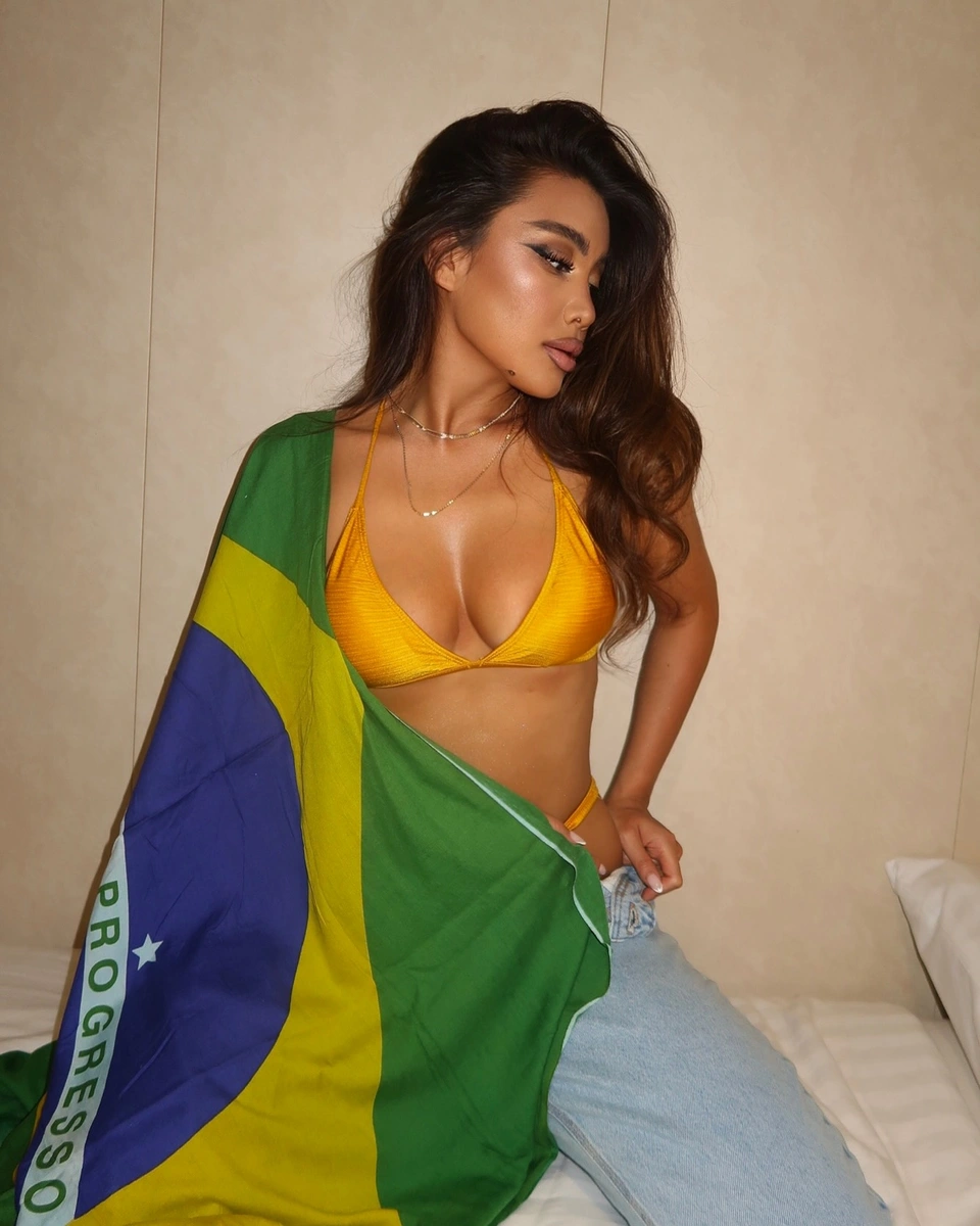 梅拉 香港的应召女郎