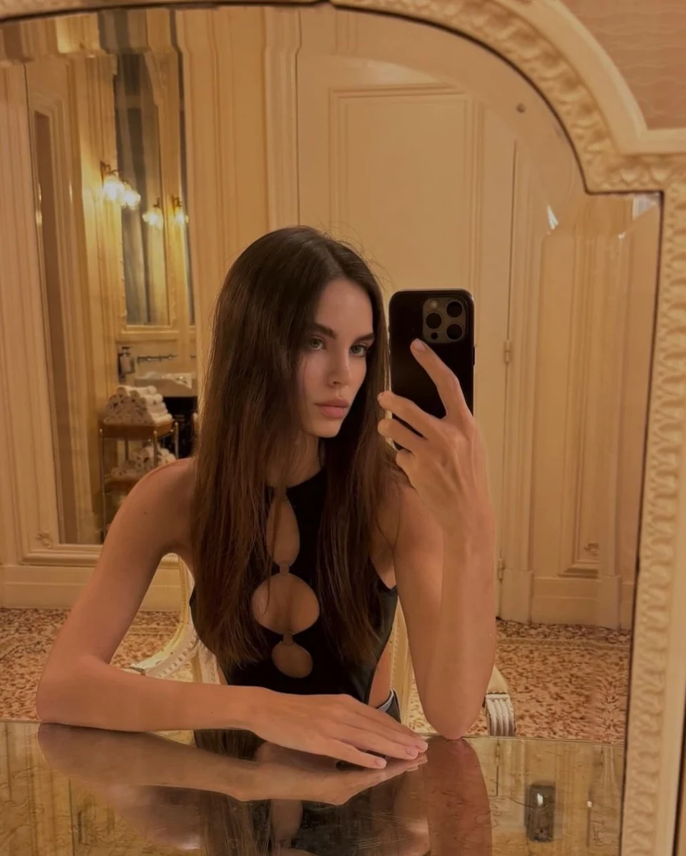 米拉贝尔 香港的应召女郎