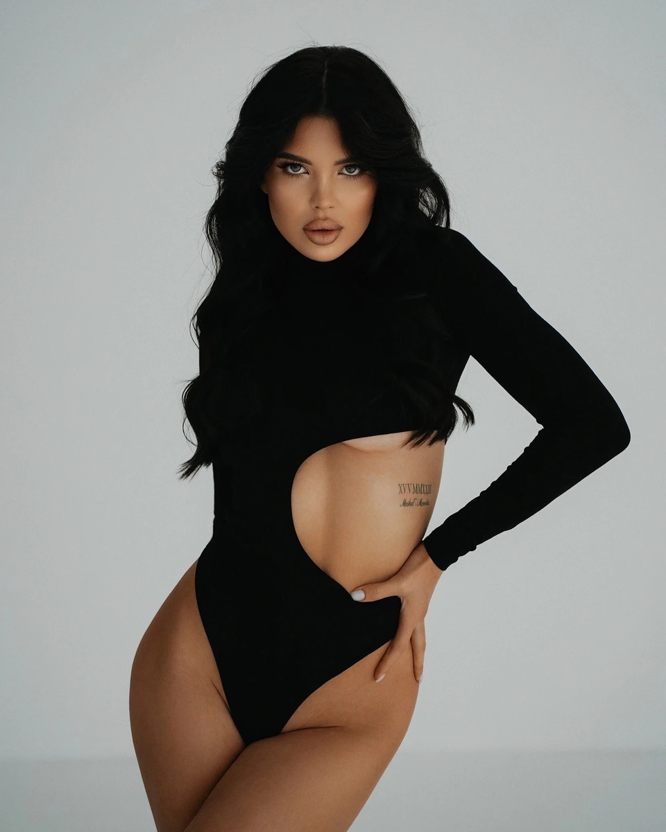 诺娜 香港的应召女郎