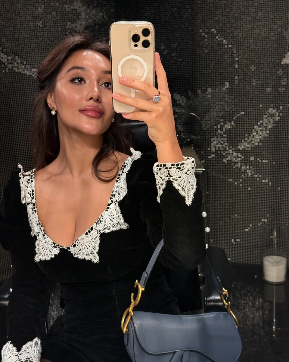 Nursaule 香港的应召女郎