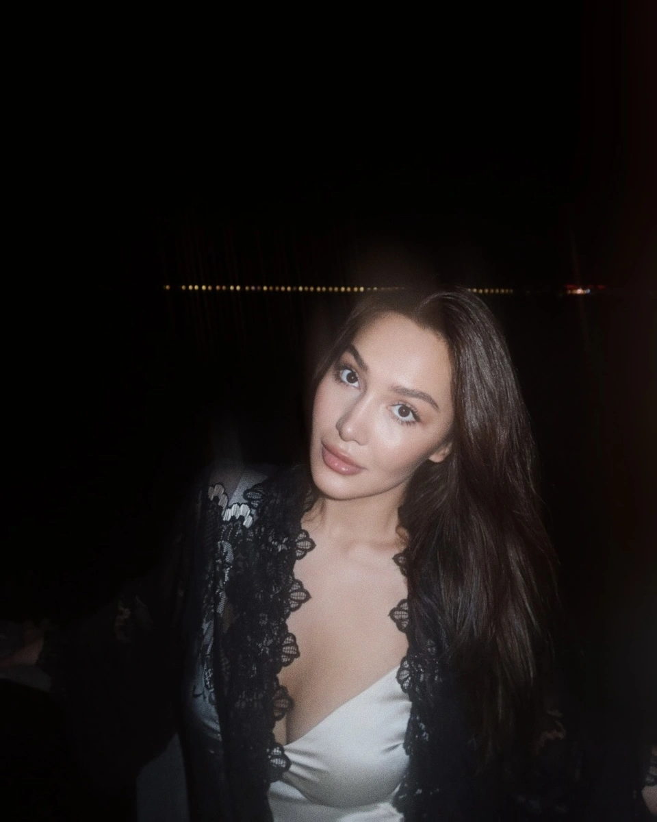 Nursaule 香港的应召女郎