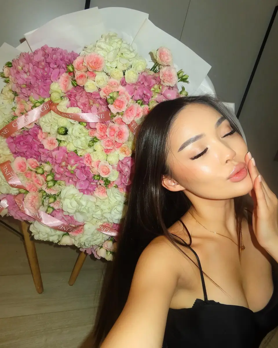 萨马尔 香港的应召女郎