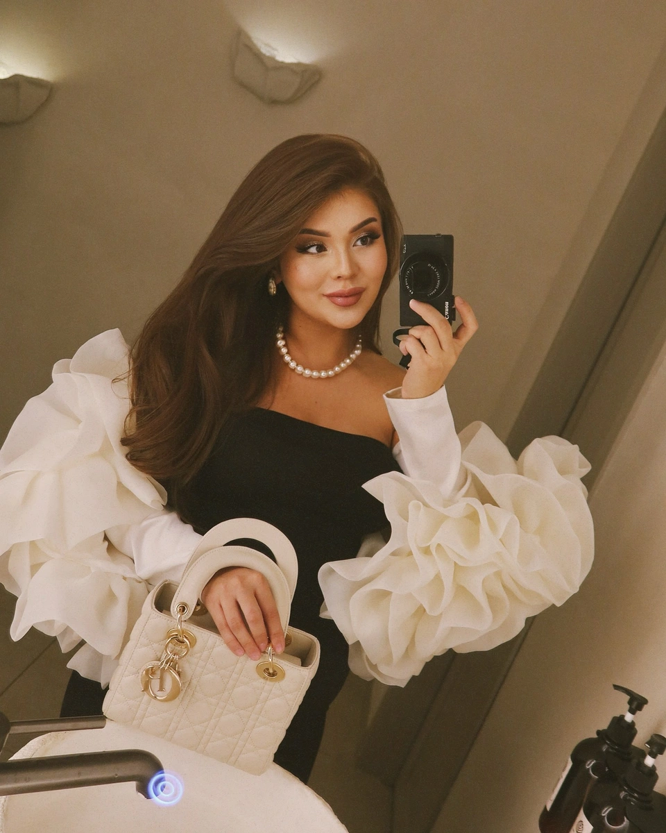 希纳尔 香港的应召女郎