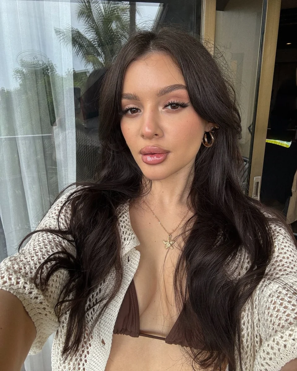 西蒙娜 香港的应召女郎