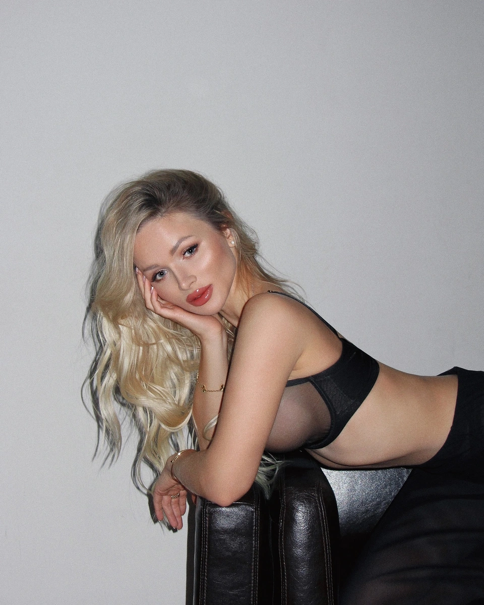 特奥纳 香港的应召女郎