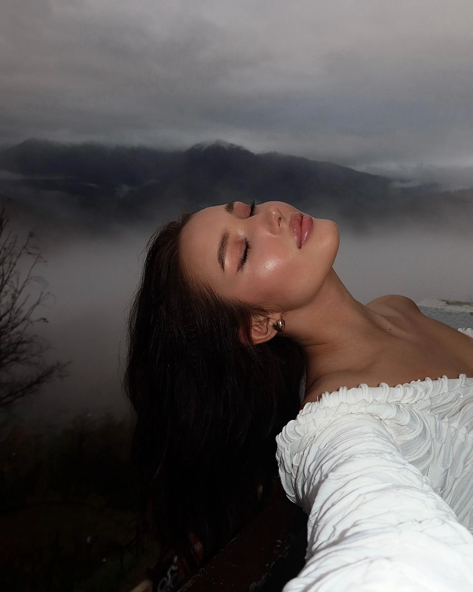 托米里斯 香港的应召女郎