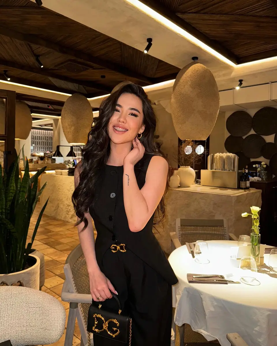 詹娜 香港的应召女郎