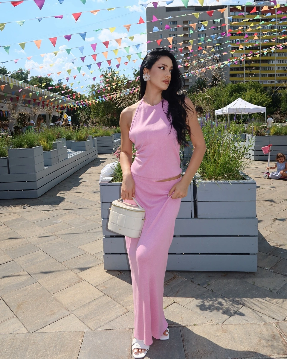 占萨亚 香港的应召女郎